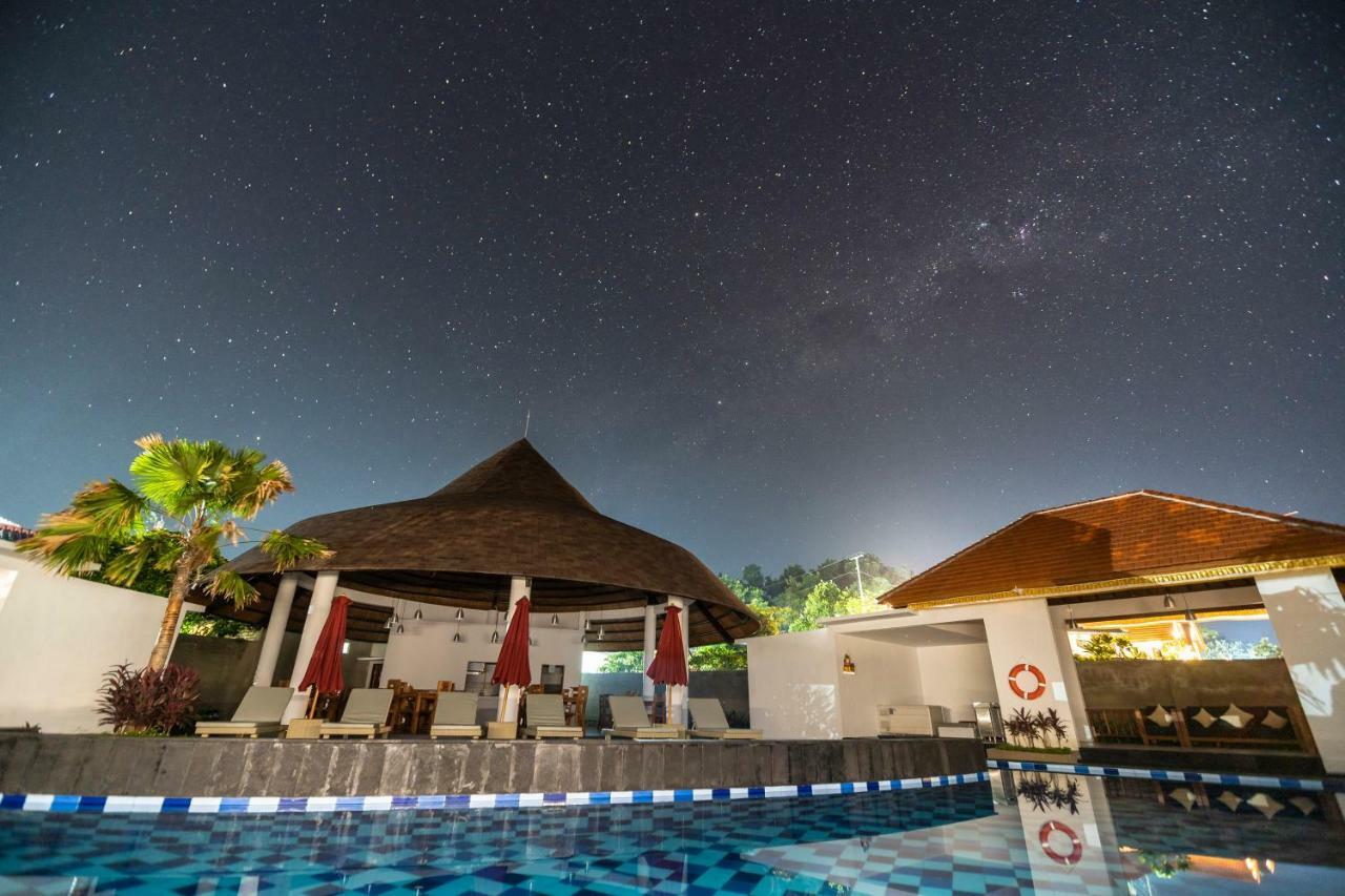 Star Semabu Resort Toyapakeh Exterior foto